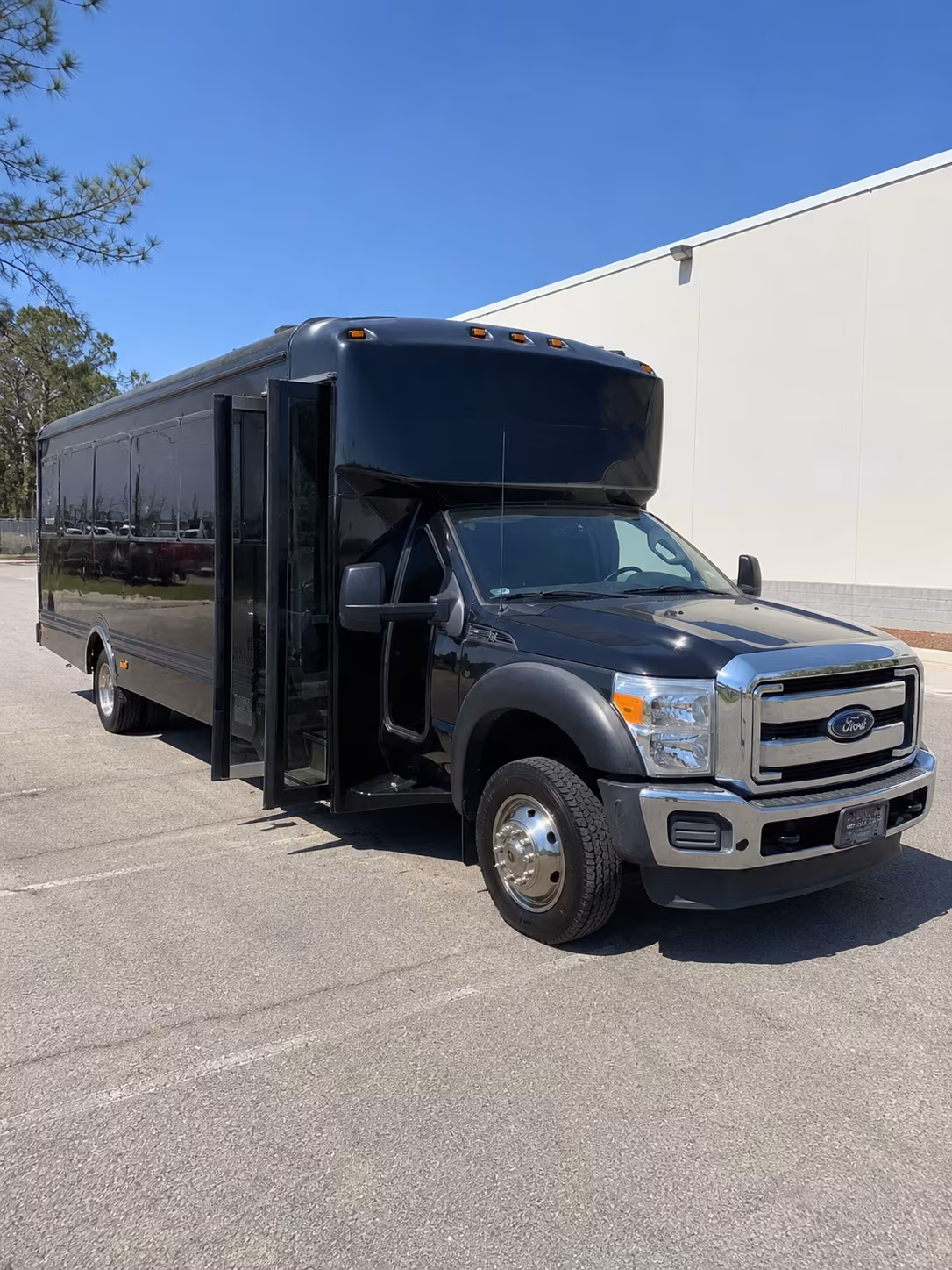 Moore Homecoming & Prom Party Bus Rentals